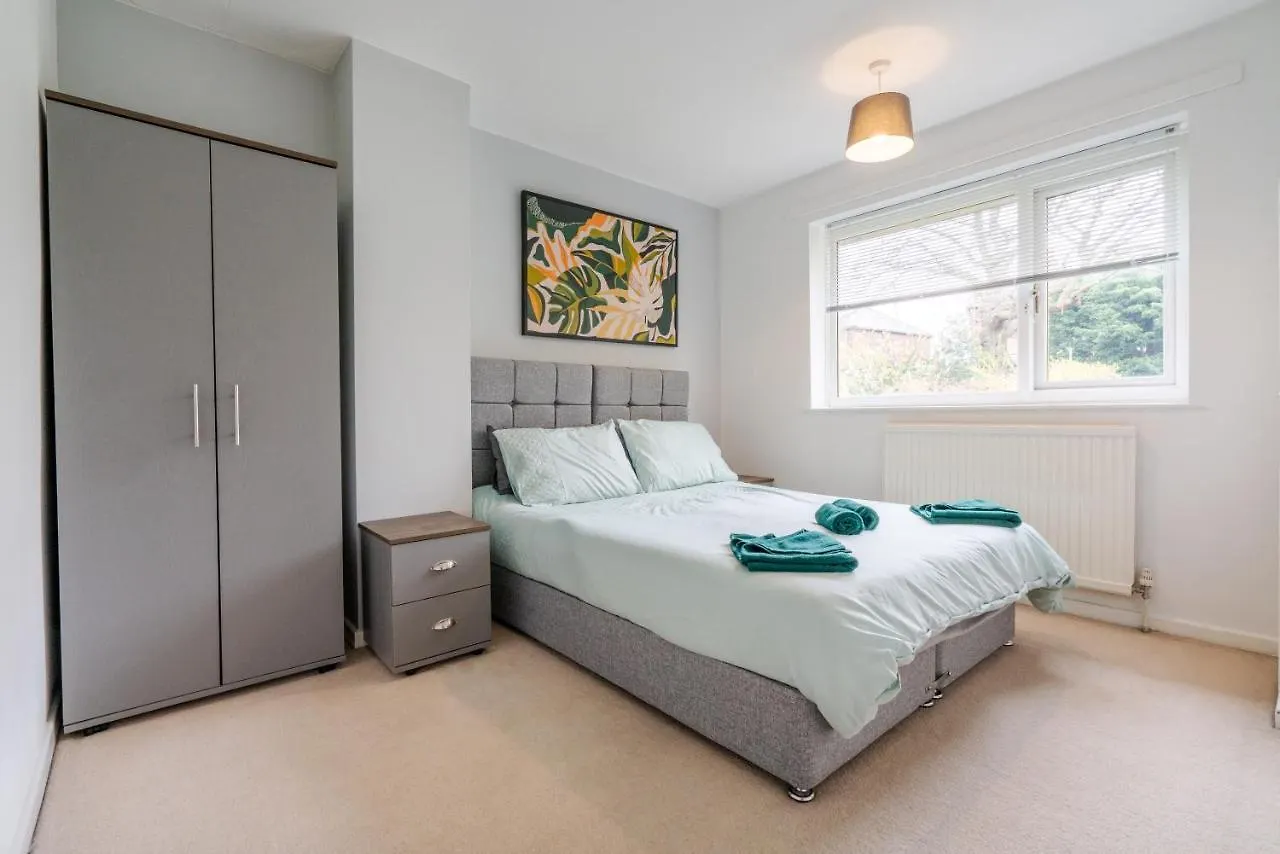 Stylish & Comfortable 3Br Spacious Home With Parking Sheffield Regno Unito